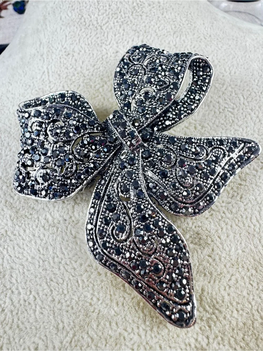 Vintage Black Crystal Bow Brooch - Silver Accents